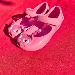 Mini Melissa Cat Ultragirl, size 8